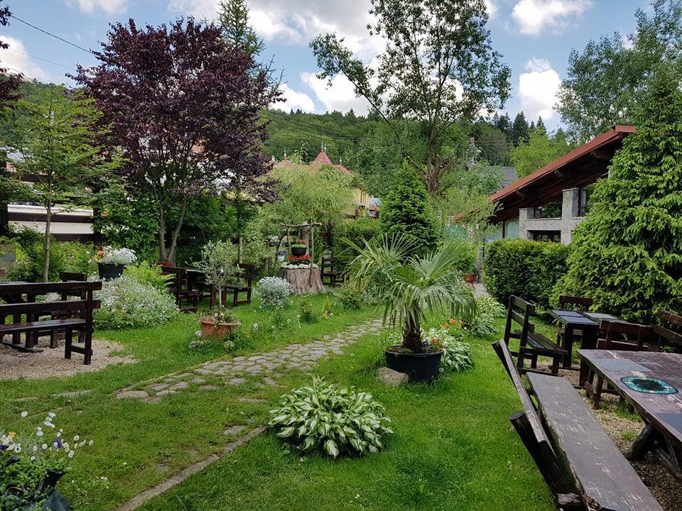 Pensiunea Liziera Buşteni Eksteriør billede